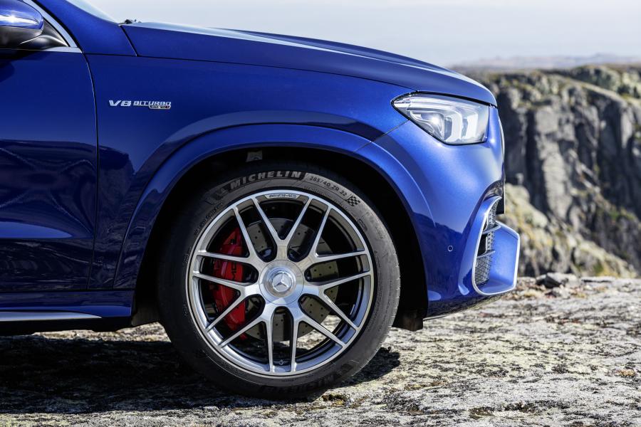 Колеса Mercedes-AMG GLE63 S 4Matic+ (V167) 2020 года  (WW) (фото 20 из 32)